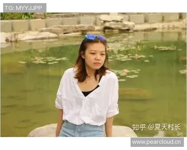 张静回顾足球生涯：从青涩少年到职业球员的心路历程