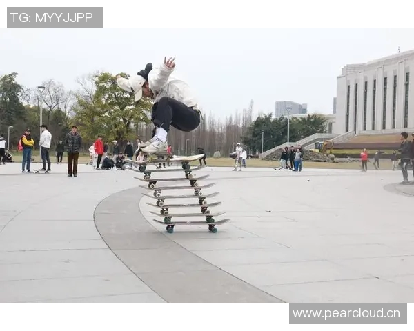 成都滑板队荣获全国滑板比赛经验排行榜第二名的辉煌成就